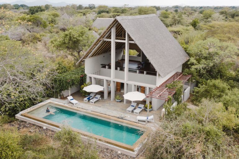 Finch Hattons, Chyulu side, Tsavo West