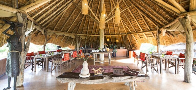 Mihingo Lodge, Eastern boundary