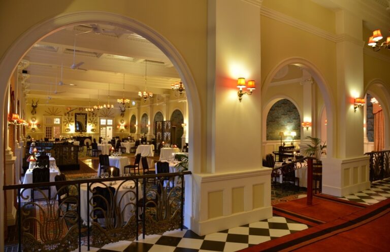 The Victoria Falls Hotel, Victoria Falls town